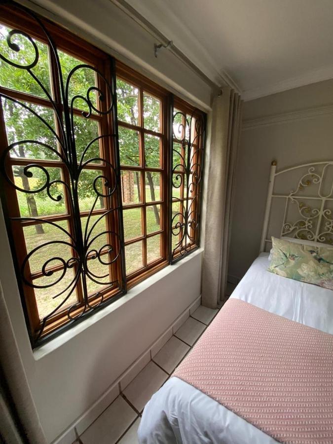 Arcadia Guesthouse Kroonstad Exterior photo